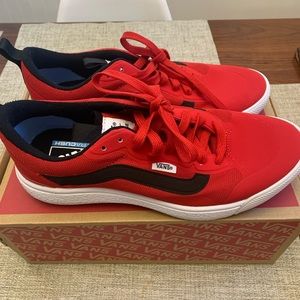 VANS Ultra Range - BRAND NEW